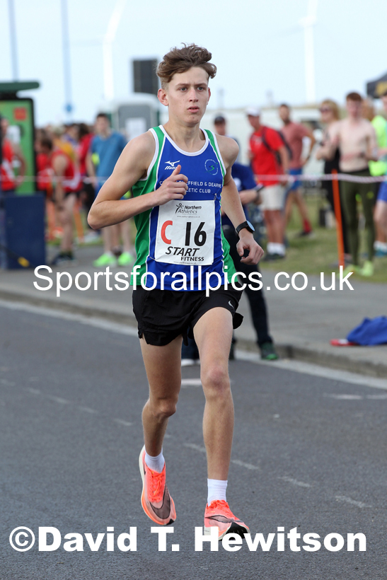 Senior mens 6 stage relay, 2021 Northern 6 and 4 Stage and Young Athletes Road Relays, Redcar. Photo: David T. Hewitson/Sports for All Pics